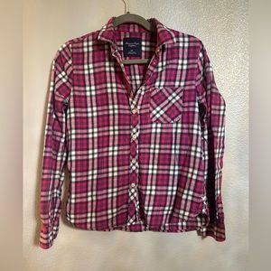 Women American eagle red pink white plaid long sleeve button up shirt size small